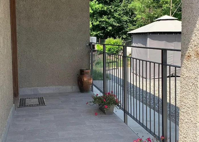 La Casa Delle Sante Capo di Ponte